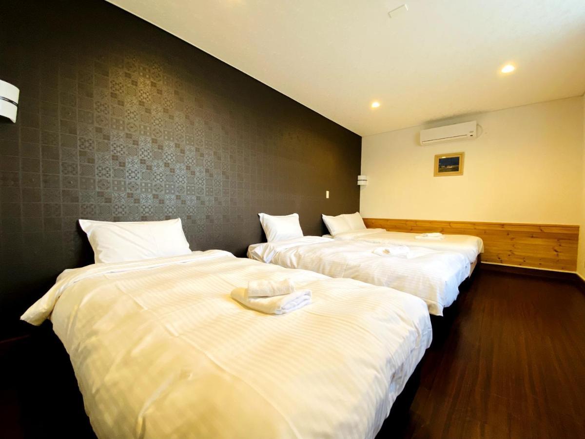 Petit Hotel Melon Furano Exterior photo
